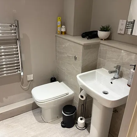 Centenary Netho - Centre Leeds (West Yorkshire)